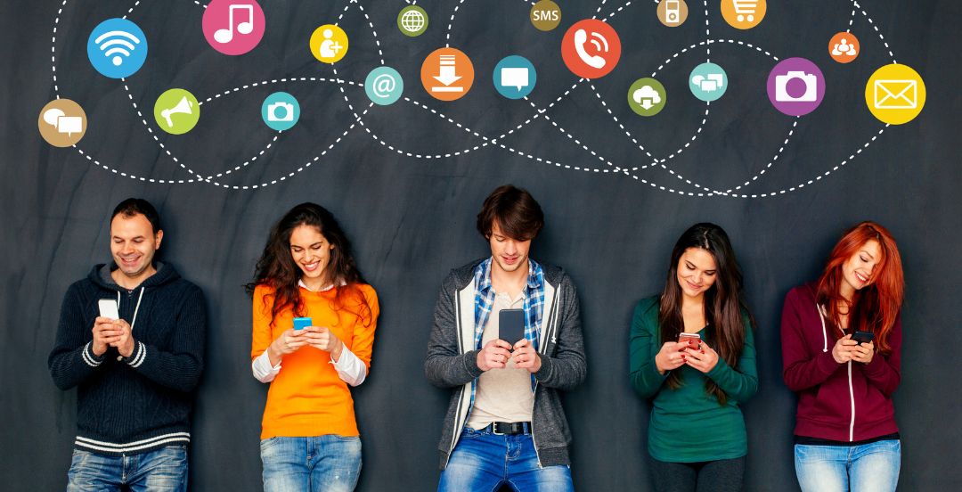 Limitación de edad para las redes: hacia una regulación del ciberespacio como espacio público