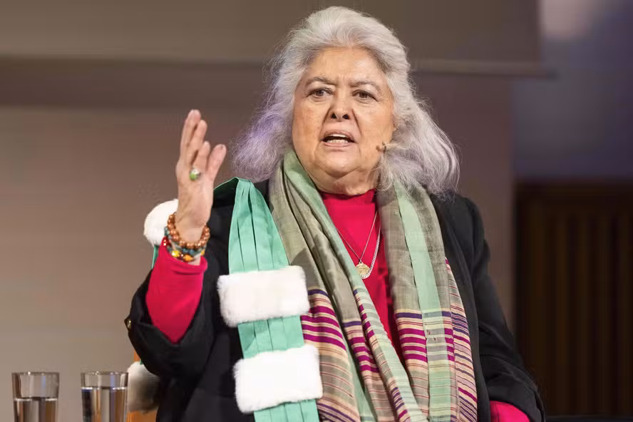 Mahbouba Seraj, activista por los derechos de la mujer en Afganistán: «Me voy, no me permiten seguir trabajando»